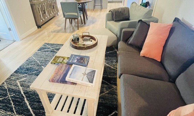 Silverton Casa | Modern & Charming Silverton Getaway Cottage- 1 mile from downtown!