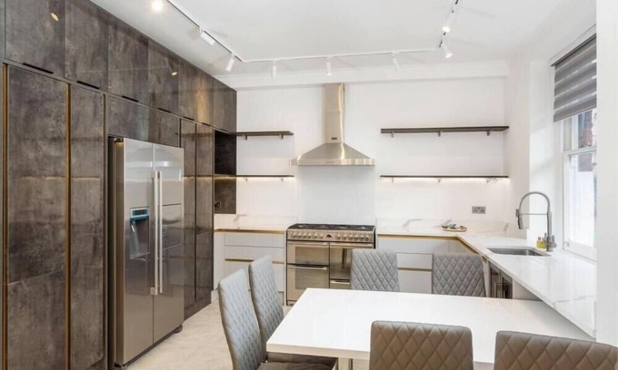 Chelsea Riverside Apartamento | Modern Chelsea Flat, 3Bd 2Bath, Parking, Breakfast