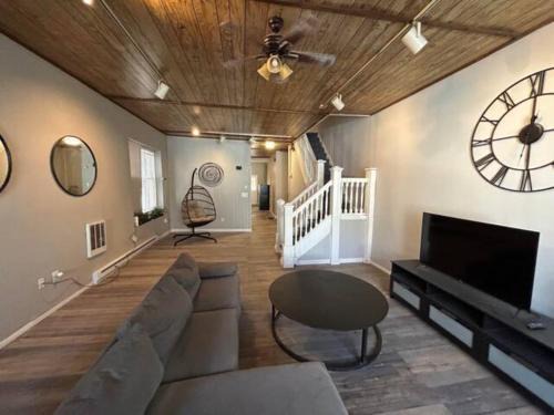 Harrisburg - Hershey Casa | ☆ Modern Coed Dorm in Harrisburg ☆