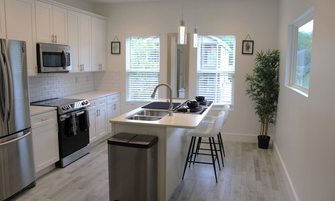 Summerhill Casa | Modern Comfort Meets City Convenience in Summerhill 2BR/2.5BA with Outdoor Oasis