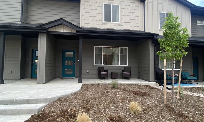 Fort Collins Casa | Modern Comforts: 3-Bedroom Townhome w/ 2 kid friendly community pools