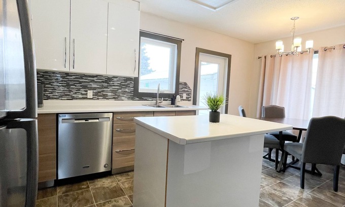Yorkton Casa | Modern Comforts Downtown Living within walking distance to all the conveniences