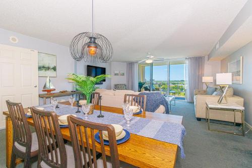 North Myrtle Beach Apartamento | Modern Condo at Yacht Club Villas
