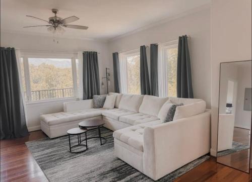 Gatlinburg Apartamento | Modern Condo in the Smokies