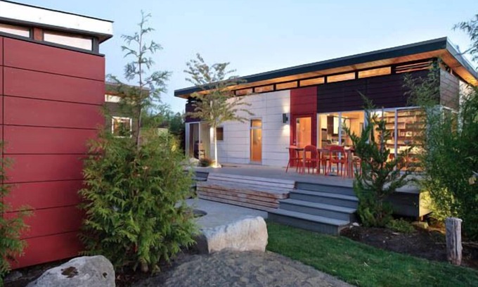 Port Townsend Cabaña | Compuesto de cabaña moderna con cubiertas y fogata al aire libre