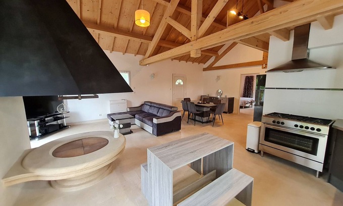 Jezainville Cabaña | Casa moderna en Lorena, 2 habitaciones, cerca del bosque
