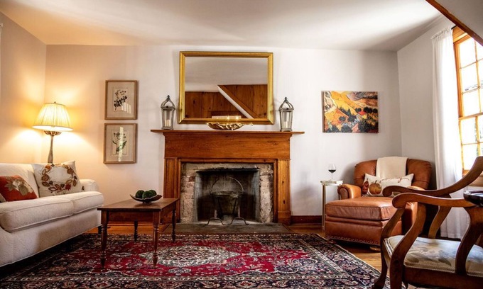 Lewisburg Casa | Modern. Cozy. Historic - in the heart of downtown Lewisburg!