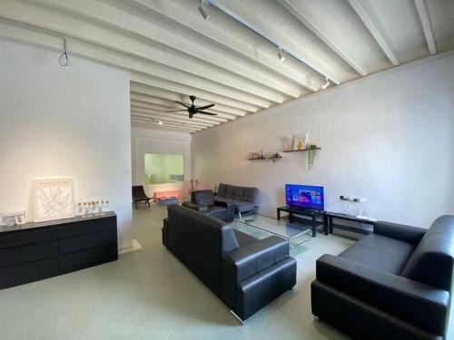 Central Seberang Perai Casa | Modern Cozy House 4 ROOM 10pax@Bukit Mertajam