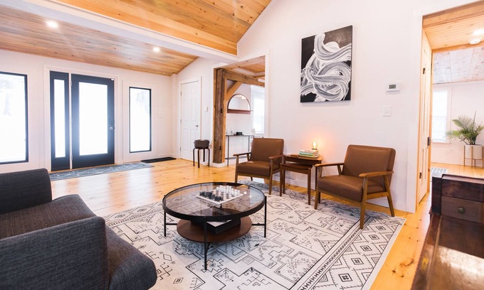 Columbiaville Casa | Modern Creekside Stay with Hot Tub 10 mins to Downtown Hudson