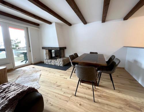 Champfer Apartamento | Modern crossing apartment facing Piz Rosatsch