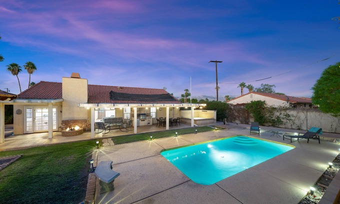 Bermuda Dunes Casa | Modern Desert Home with Gorgeous Mountain Views
