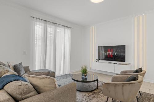 Kissimmee Casa | Modern design near Disney Top resort