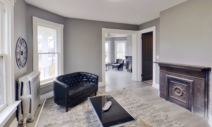 Franklin Casa | Modern Dixie Home Private Bedroom Shared Bath
