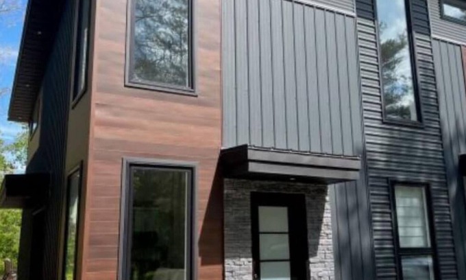 Sauble Beach Cabaña | Modern Duplex Beach Home within walking distance to the beach!