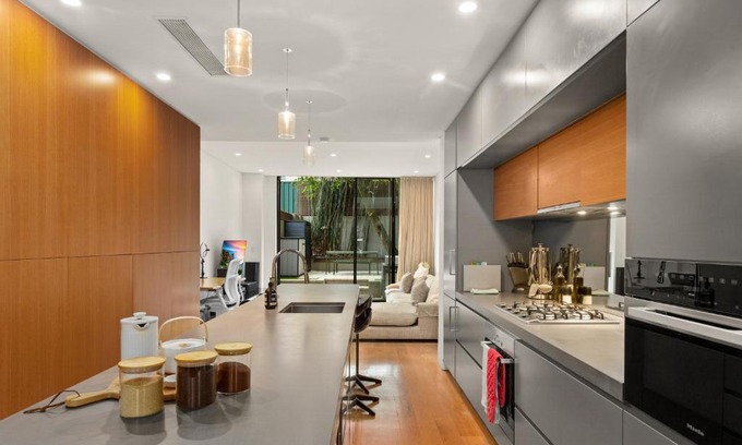 Surry Hills Casa | Modern, Elegant Oasis by Sydney Dreams