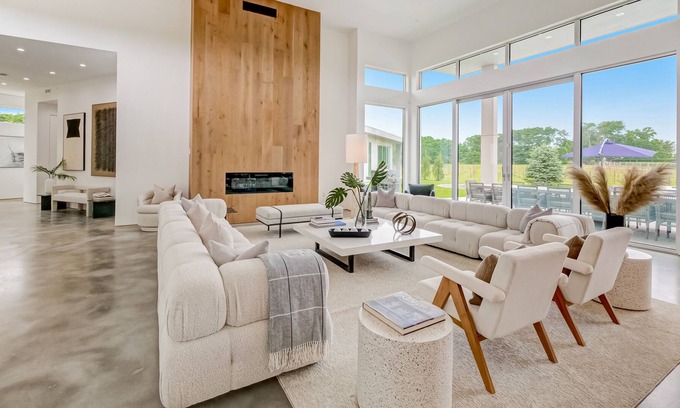 Cutchogue Casa | Modern estate with amazing views, heated pool & EV charger