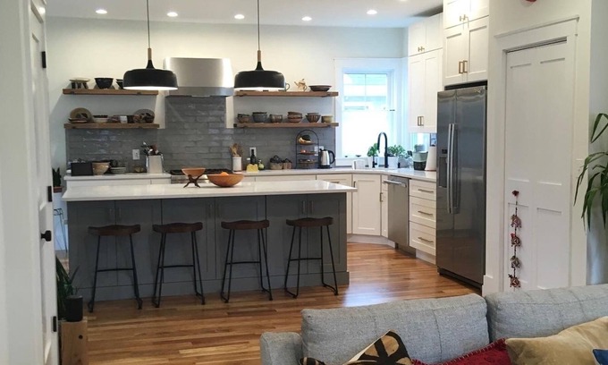 Arlington Casa | Modern Farm House in quiet neighborhood