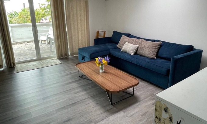 Leucadia Cabaña | Modern Farmhouse Cottage 5 minutes from the beach!