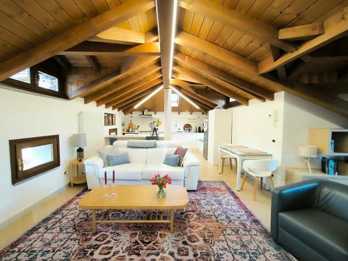 Baveno Apartamento | Modern flat in old town Baveno