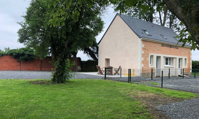 Ecommoy Cabaña | Casa espaciosa con jardín y terraza cerca de Le Mans