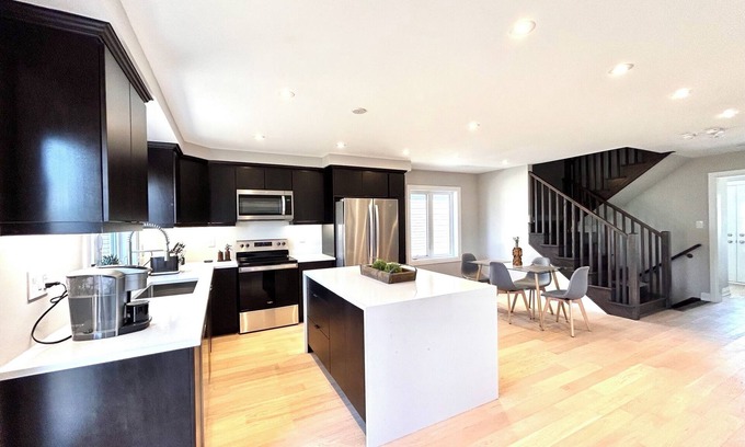 Bracebridge Casa | Modern getaway in the heart of Muskoka!