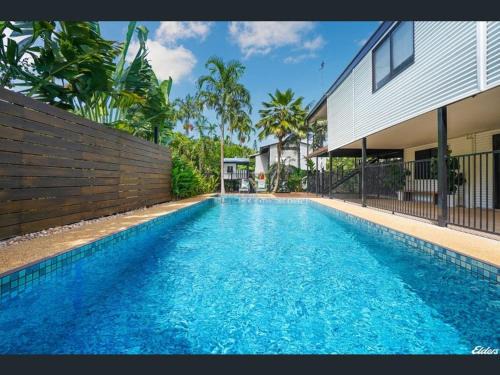 Ludmilla Apartamento | Modern Guesthouse in Ludmilla