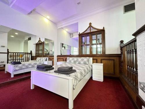 Dudley Apartamento | Modern Haven in Dudley with Free Parking!
