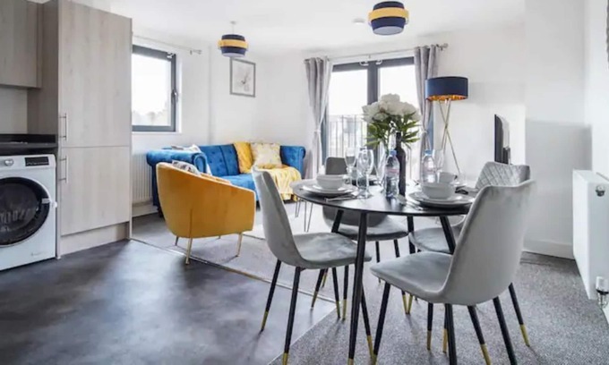 George Green Apartamento | Modern Heathrow 2 Bed Serviced Apartment