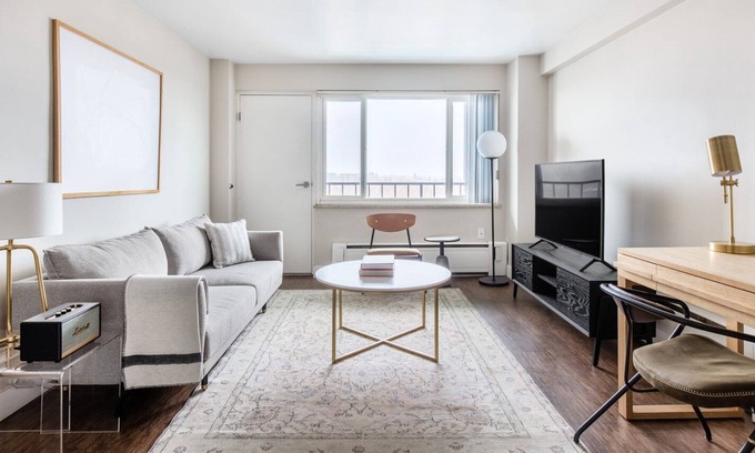 West Highland Apartamento | Modern Highland 2BR, walk to Highland Park, Downtown by Blueground