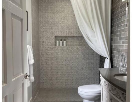 West University Casa | Modern historic downtown King suite 600 sq ft