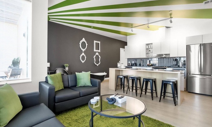 Highlandtown Apartamento | Modern Home 3BD/3BA Free On-Street Parking & Wifi