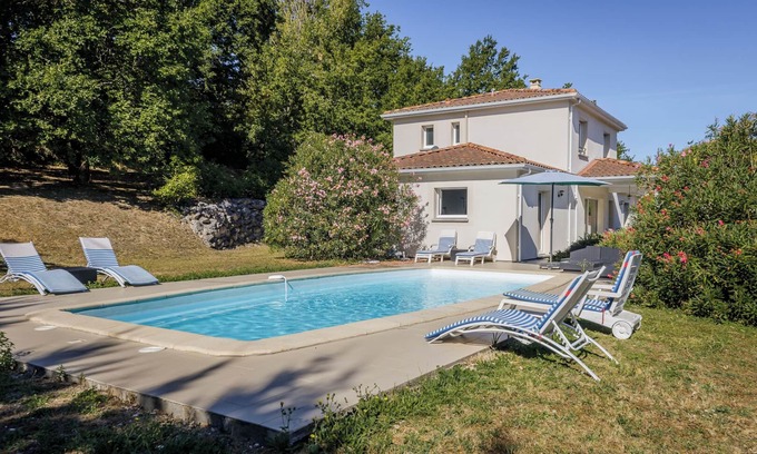 Pujols Casa | Casa de vacaciones moderna y lujosa en el sur de Francia con su propia piscina privada.
