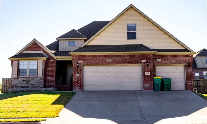 Centerton Casa | Modern Home Near Airport & Bentonville