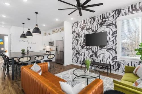 Cleveland Park Casa | Modern Home with Large Patio plus Rooftop Deck and Garage