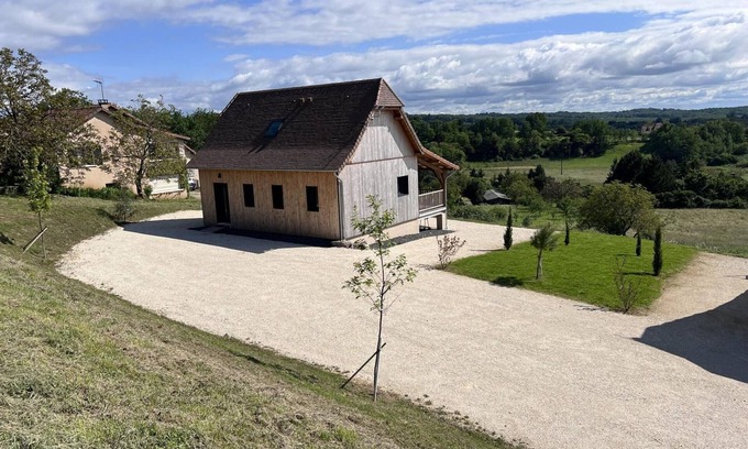 Preyssac-d'Excideuil Cabaña | Casa moderna con WiFi, admite mascotas, parking y aire acondicionado en Périgord Verde