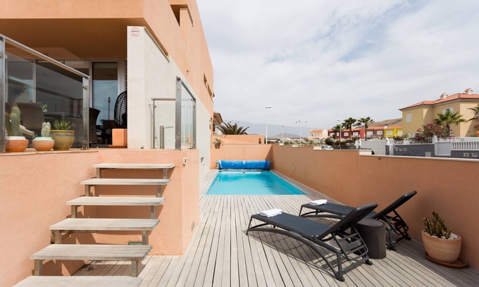 Arenas del Mar Casa | Casa moderna con piscina privada