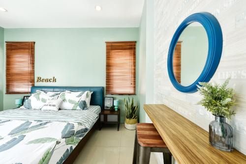 Kathu Casa | Modern House Patong Hill - 7 beds - Kitchen