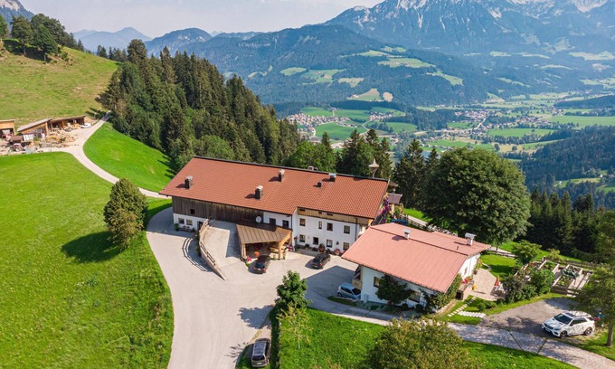 Soell Apartamento | Modern house with stunning views over the mountain world