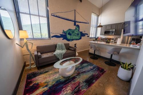Buchanan Apartamento | Modern King bed Apartment next to Brewery