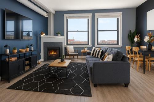 Downtown Cleveland Apartamento | Modern King Loft Playhouse Sq & CSU