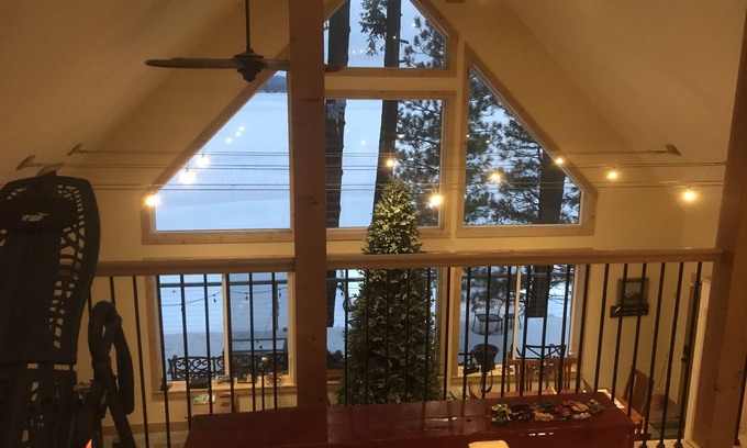 Loon Lake Casa | Modern lake home with dock. Bring your watercraft, friends and fishing gear.