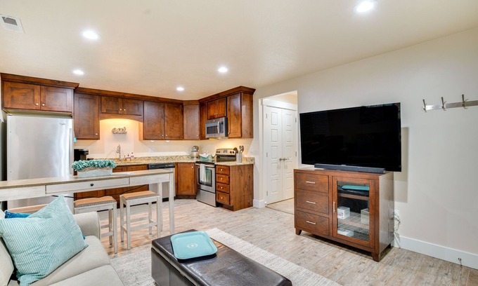 Lehi Apartamento | Modern Lehi Apartment: 2 Mi to Thanksgiving Point