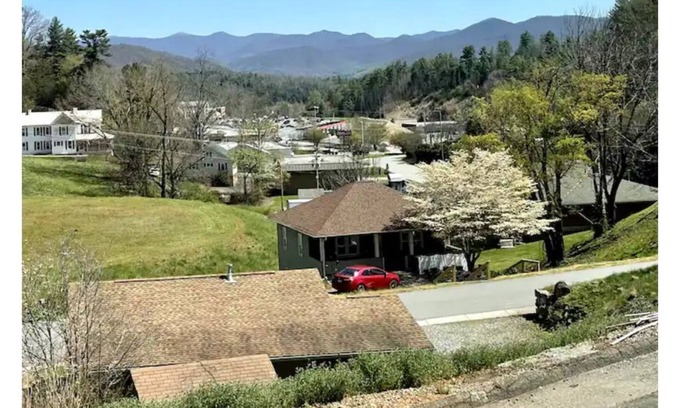 Mars Hill Apartamento | Modern Local Boutique Stay