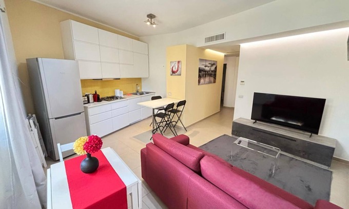 Monte Sacro Apartamento | Modern Loft Monte Senario - Colosseum, 15 Minutes by Metro