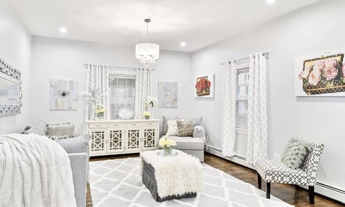 South Side Apartamento | MODERN LUXE 3BEDROOMS/2BATHROOMS/4BEDS/PARKING -FIRST FLOOR APARTMENT