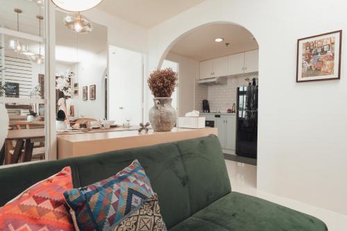 Bacoor City Apartamento | Modern Luxe Condo Unit in Cavite