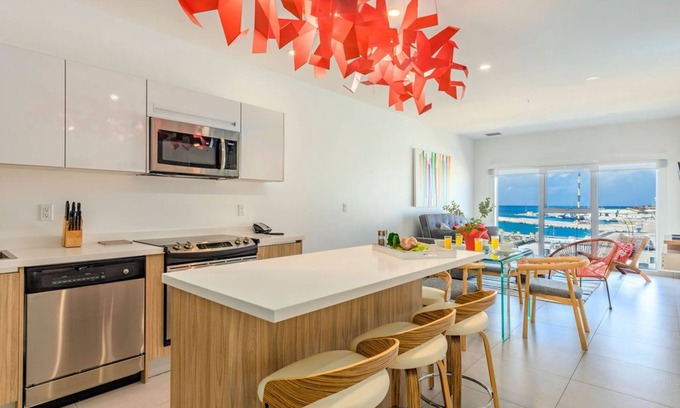 Oranjestad Condominio | Modern Luxury 2/BR Condo with Sea View