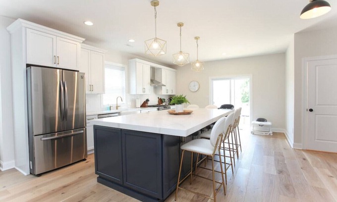 Conshohocken Casa | Modern Luxury 4 Bedroom Home, Steps from Park