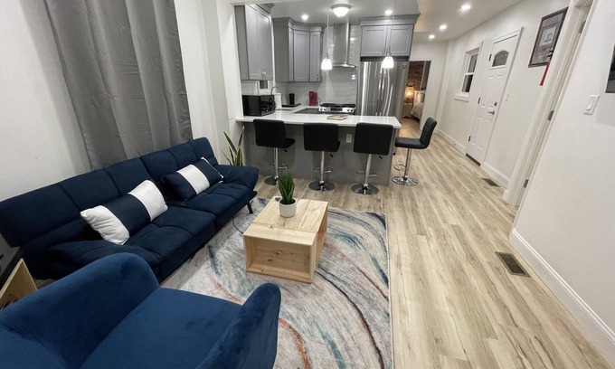 McGinley Square Apartamento | Modern Luxury Apartment near NYC