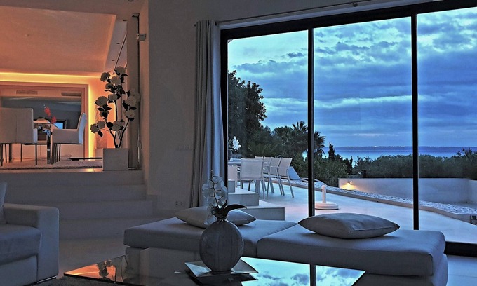 Badia de Palma Casa | MODERN LUXURY VILLA, SEA / MOUNTAIN VIEW, SOUTH FACING, PRIVATE POOL, 5 MIN. TO THE BEACH